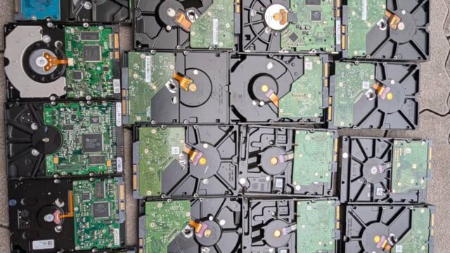 【広島市 西区】情報漏洩を完全ブロック!法人様からのご依頼「秘密データの物理破壊」|便利屋 万