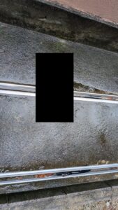 広島市東区にて、当日依頼のSOSに即日出動し、カラスの死骸処理を迅速・適切に行う近所の便利屋さん「万(べんりや ばん)」。