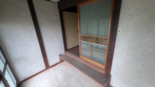 【広島県廿日市市】県外不動産会社様からの現地調査代行！ひび割れや雨漏りもプロ目線で徹底確認｜便利屋 万